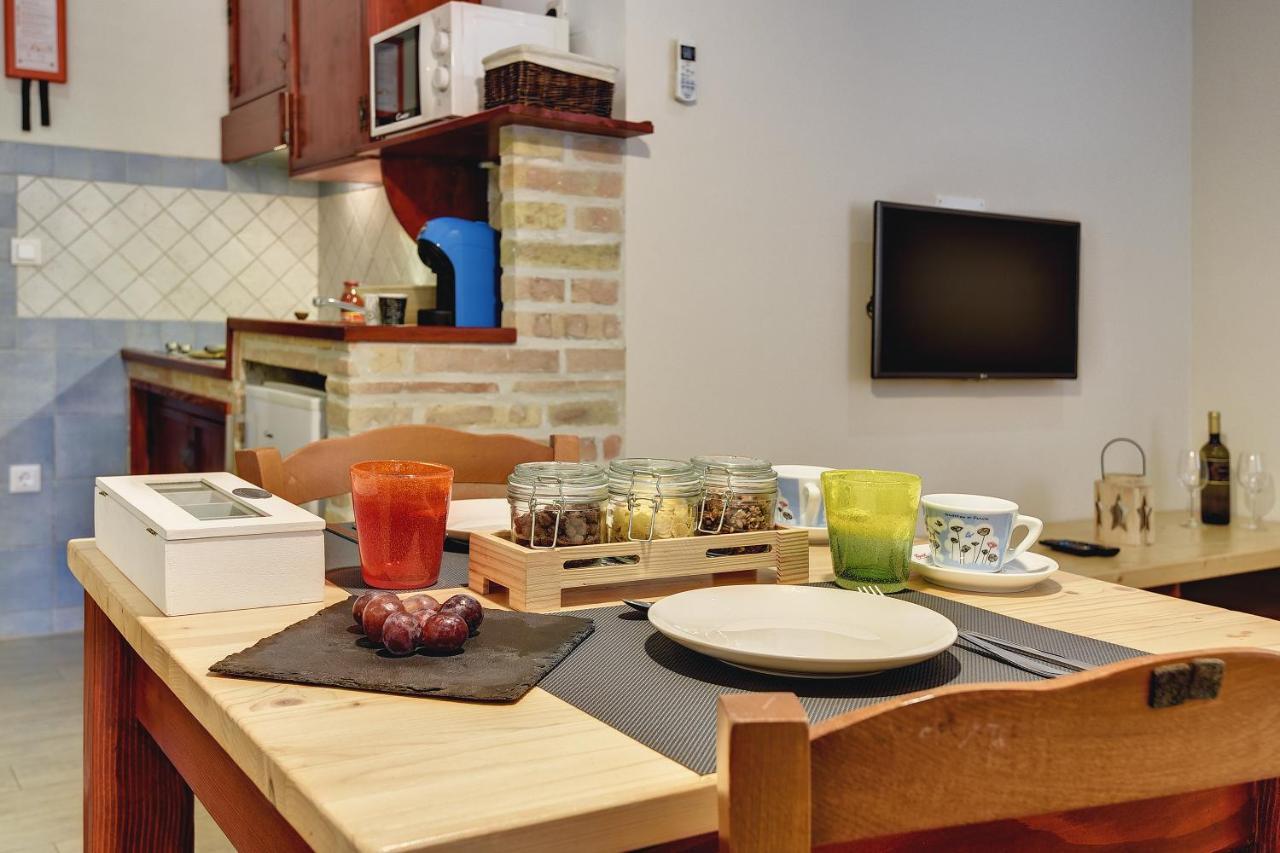 Mimoza Old Town Pula Apartments Екстер'єр фото