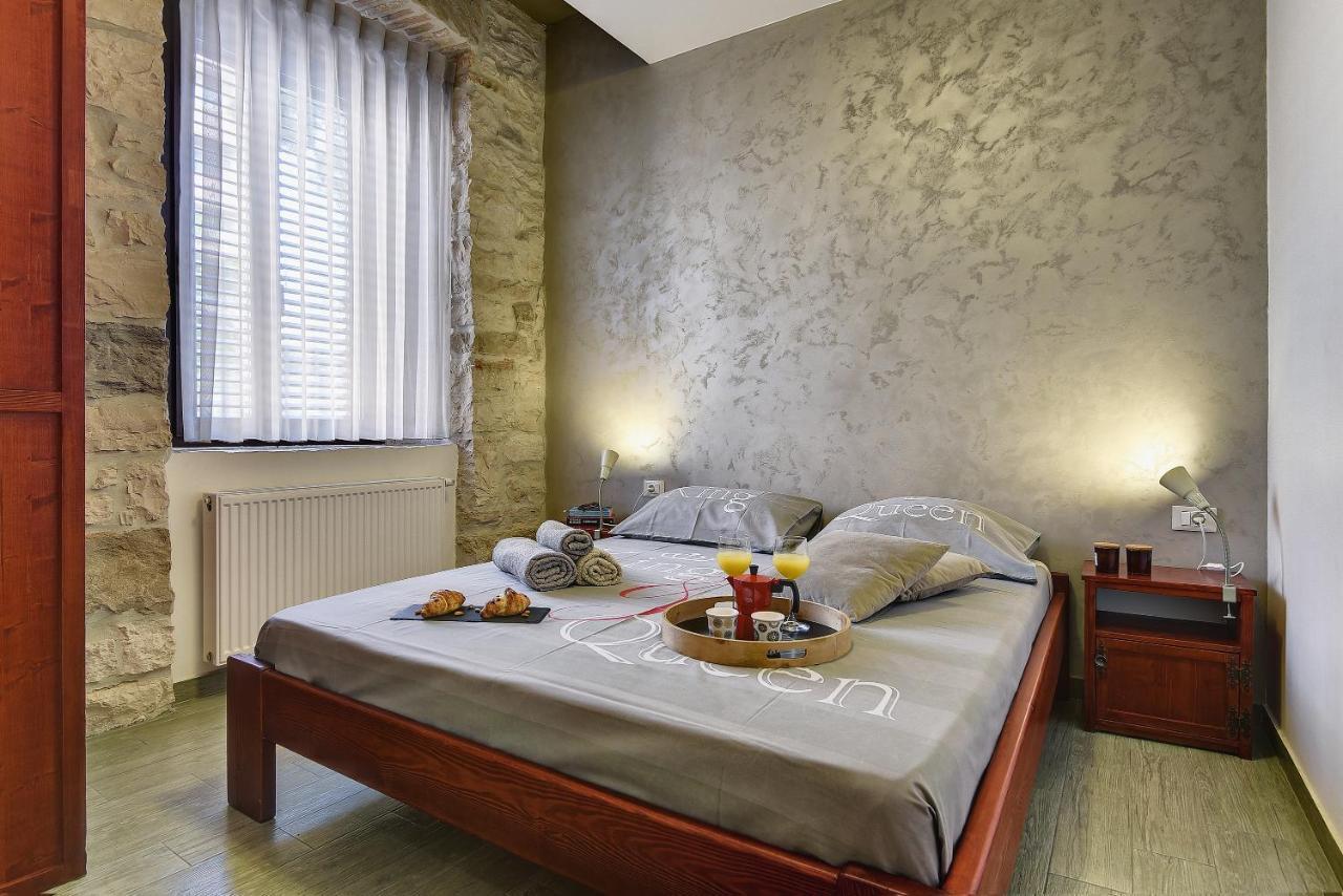 Mimoza Old Town Pula Apartments Екстер'єр фото