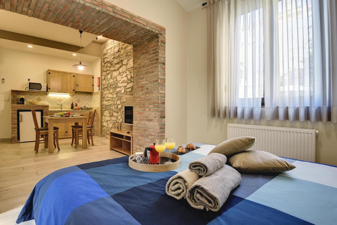 Mimoza Old Town Pula Apartments Екстер'єр фото